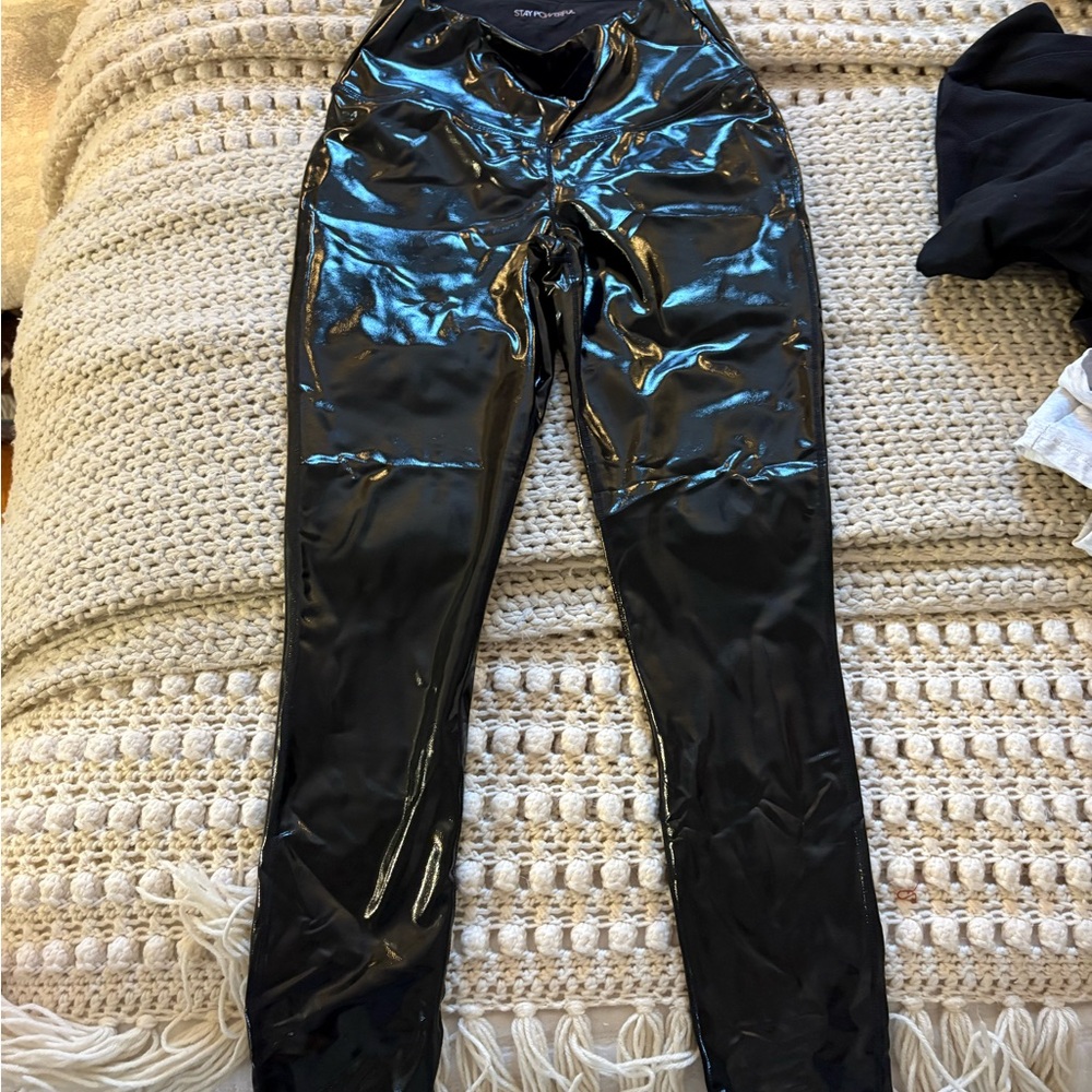 CALIA by Carrie Underwood Black High-Shine Leggings